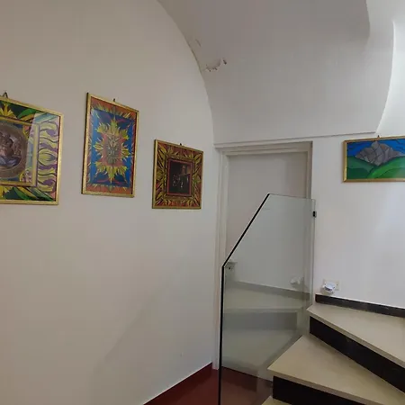 Yhomisus Bed & Breakfast Comiso